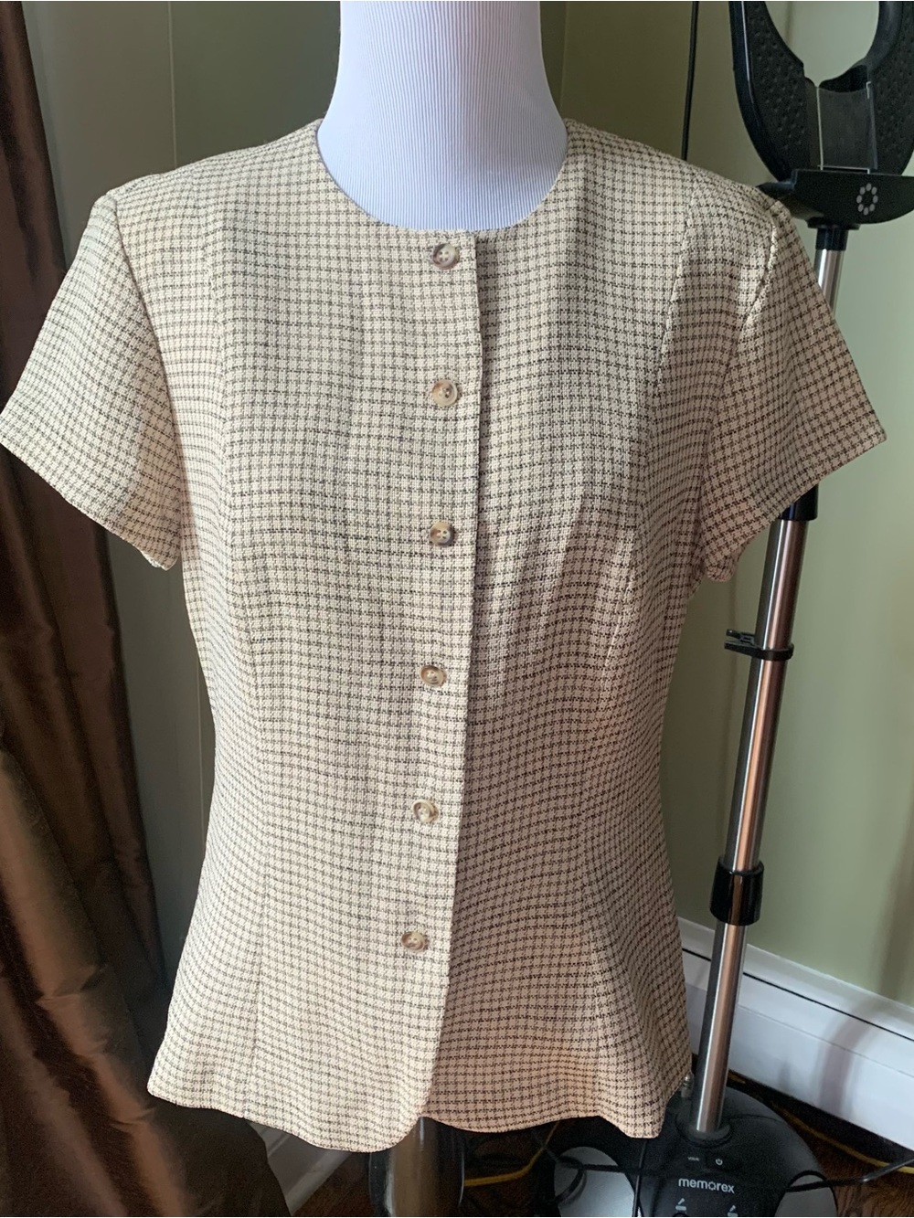 Vintage Jones New York Textured Short Sleeve Blazer Jacket Reformation-style 8